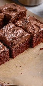 Çikolata krizine son : Ev yapımı beyaz çikolatalı brownie tarifi