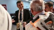 Denizli'de arıcılık sektöründe devrim niteliğinde yenilik! Kovanlara enerji, üreticiye destek sağlayan proje hayata geçirildi!