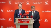 Eski Başbakanlar Necmettin Erbakan ve Ahmet Davutoğlu buluştu!