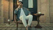 İsmail Özkan, sıra dışı tarzıyla dikkat çeken bir adım atarak "Yalnız Adam" adlı projesiyle karşımızda!