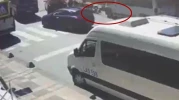 Kağıthane'de freni patlayan minibüs yayaların arasına daldı: 1 ölü, 3 yaralı