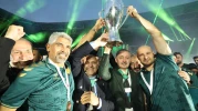 Kocaeli şampiyonluk kupasını kaldırdı!