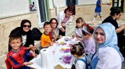 Öğrenciler, anneler günü hediyelerini anneleriyle birlikte hazırladılar