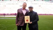 Rubin Kazan, Gökdeniz Karadeniz'in unutulmaz başarısını taçlandırdı