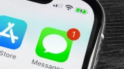 Apple'ın Mesajlar uygulaması, iOS 26 için baştan aşağı yenileniyor!