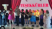 Eren Şahin Eronat Ortaokulu öğrencilerinden tiyatro gösterileri