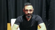 Umut Oğuz Kimdir? Komediden Dramaya Uzanan Renkli Bir Oyunculuk Yolculuğu