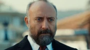 Halit Ergenç aylık gelirini mahkeme salonunda açıkladı