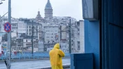 Mevsim normallerinin üzerinde sıcaklıklar beklenirken İstanbul ve İzmir'de yağış yok, Ankara'da çarşamba yağmurlu olacak