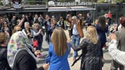 İhalenin iptal kararını göbek atarak kutladılar