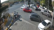 Başakşehir'de 2 otomobil kafa kafaya çarpıştı; 2'si ağır 3 yaralı