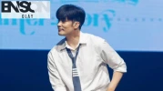 Squid Game Yıldızı Sung Hoon Kimdir? Kaç Yaşında? Türk Şarkıcı Ayşe Akın ile Aşk İddiası