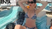 Defne Samyeli Cannes tatilinde fit fiziğiyle göz kamaştırdı
