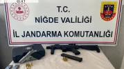 Ulukışla’da ruhsatsız silah operasyonu