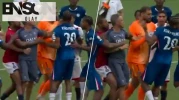 Luis Enrique çıldırdı! Rakip oyuncuya saldırdı