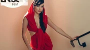 Hande Erçel, İtalya Tatili Sonrası Bodrum'da Kameralara Yakalandı