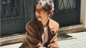 Helin Kandemir, kırmızı bikinisiyle plajda sezonu açtı ve hayranlarını büyüledi!