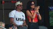 Brad Pitt ve Ines de Ramon, Dünya Kupası heyecanını tribünden takip etti
