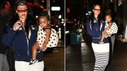 Rihanna kızı Rocki ile New York sokaklarında : Akşam yemeği çıkışı objektiflere yansıdı