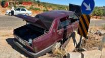 Adıyaman’da otomobil refüje çarptı: 3 kişi yaralandı