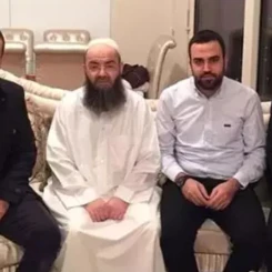 İstanbul Etiler'de Çakarlı Araç Skandalıyla Gündeme Gelen Esat Palazoğlu'nun Sırları!