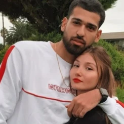 İranlı Basketbolcu Roham Kabir’in, Ünlü Oyuncu İlayda Akdoğan’la Aşk Dolu Hayatı ve Başarıları!