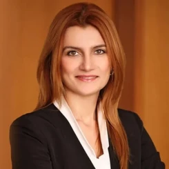 İyi ki Vakfı'nın kurucusu ve başarılı bir iş insanı olan Füsun Kuran'ın Hayatı ve Başarıları!