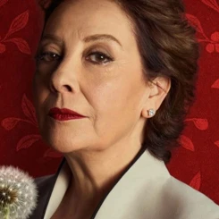 Mediha'dan Kıskançlık Krizi! Ayda Aksel'in Sıra Dışı Kariyeri ve Başarıları Sosyal Medyayı Sallıyor!