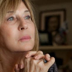 Ünlü Yazar Ayşe Kulin Hakkında Merak Edilenler!  Ayşe Kulin, CHP'ye Katıldı mı, Ne Zaman Doğdu ve Nerede Doğdu?