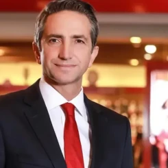 Vodafone Türkiye'nin CEO'su Engin Aksoy'un Hayatı ve Kariyeri Hakkında Bilinmeyenler!