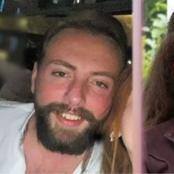 Ünlü şarkıcı Batuhan Yener'in ölümü sevenlerini derin bir üzüntüye boğdu. Batuhan Yener kimdir ve nasıl hayatını kaybetti?