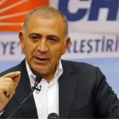 CHP'nin Önde Gelen İsimlerinden Gürsel Tekin'in Siyasi Kariyeri ve Başarıları Hakkında Detaylar!