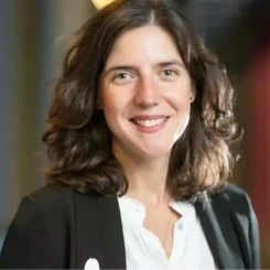 Türkiye'nin Gururu Alman Üniversitesinde Göreve Başlayan Prof. Dr. Fatma Deniz Kimdir?