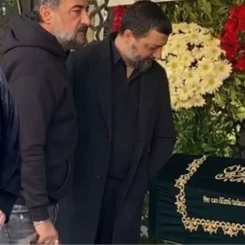 Ünlü şarkıcı Mehmet Erdem'in babası Sücaattin Erdem'in vefatıyla ilgili detaylar haberde...