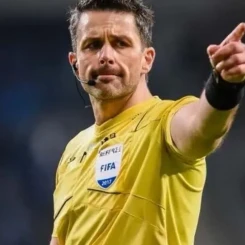 VAR hakemi Daniel Stefanski'nin kariyeri merak konusu oldu! Hangi maçlara imza attı?