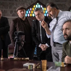 Sekizinci Aile: Basmacıgil Ailesi'nin Gerçeklik Sırları Ortaya Çıkıyor!