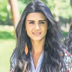 Halk Müziğinin Güçlü Sesinden: Canan Çal'ın Müzik Kariyeri ve Hayatı