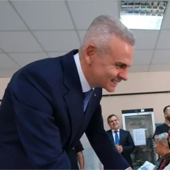 Ardahan İl Valiliği'ne atanan isim belli oldu! İşte yeni Ardahan Valisi Mehmet Fatih Çilekli'nin kim olduğu ve yaşadığı detaylar...