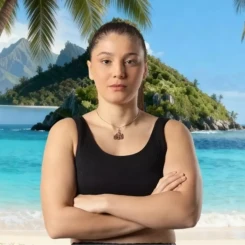 Survivor yarışmasının iddialı isimlerinden biri olan Seren Ay kimdir? Seren Ay kaç yaşında, nereli ve hangi mesleği yapıyor? Seren Ay, evli mi yoksa bekar mı?