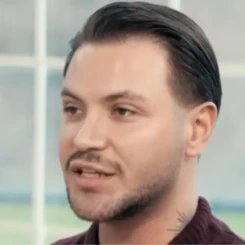 Zuhal Topal'la Yemekteyiz Burak Bey'in sırrı! Yarışmacının hayatı ve detayları merak konusu...