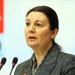 Ünlü İsim Lale Karabıyık'ın Yaşamı ve Kariyeri Hakkında Merak Edilenler!