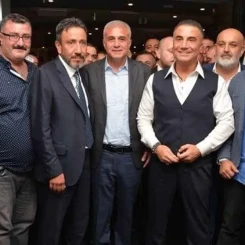 Menderes Kutlu Kimdir? Kaç Yaşında, Nereli, Mesleği Nedir ve Serveti Ne Kadar? Sedat Peker'le Arasındaki İlişki Ne?