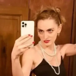 Ünlü oyuncu Merve Göntem'in hayatı ve kariyeri merak konusu!