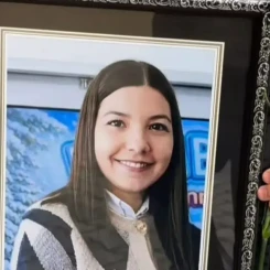 Türk edebiyat dünyasının sevilen ismi Bahar Akbalık'ın hayatı ve öğretmen kimliği merak konusu