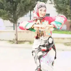 Elif Yaşdere: Sıradışı Bir Hikaye!
