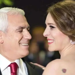 Nilüfer Belediye Başkanı Mustafa Bozbey'in eşi olan Seden Baştimur kimdir, hangi mesleği icra ediyor ve çiftin kaç çocuğu bulunmaktadır?