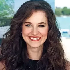 Ünlü oyuncu Oya Unustası'nın özgeçmişi merak konusu oldu! Peki, Oya Unustası kimdir? Evli mi? Kaç yaşında? Hangi şehirden? Hangi dizilerde rol aldı?