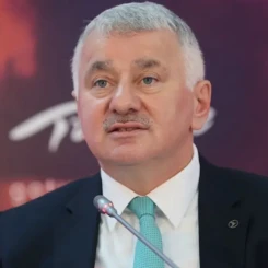 Bilal Ekşi kimdir? Kaç yaşında, nereli? Neden görevden alındı? Bilal Ekşi'nin kariyeri ve THY geçmişi