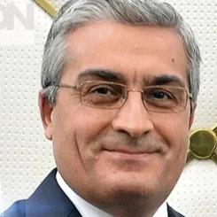 Malezya Büyükelçisi Nevzat Uyanık'ın hayatı hakkında detaylar incelendi!