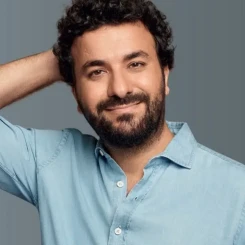 Duygu Karabaş, Hasan Can Kaya'nın Sevgilisi ve Kariyeri Hakkında Detaylar!